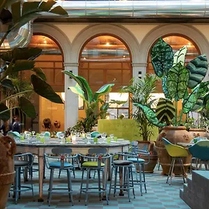 25hours Piazza San Paolino Hotel Florence